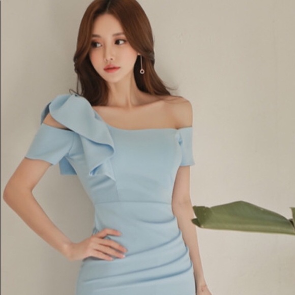 SKY BLUE OFF SHOULDER DRESS 💋 - Picture 7 of 8